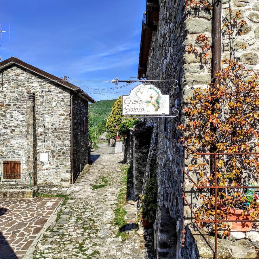 Eremo Gioioso Villa Pontremoli Luaran gambar